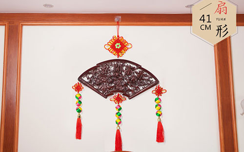 荔波中国结挂件实木客厅玄关壁挂装饰品种类大全